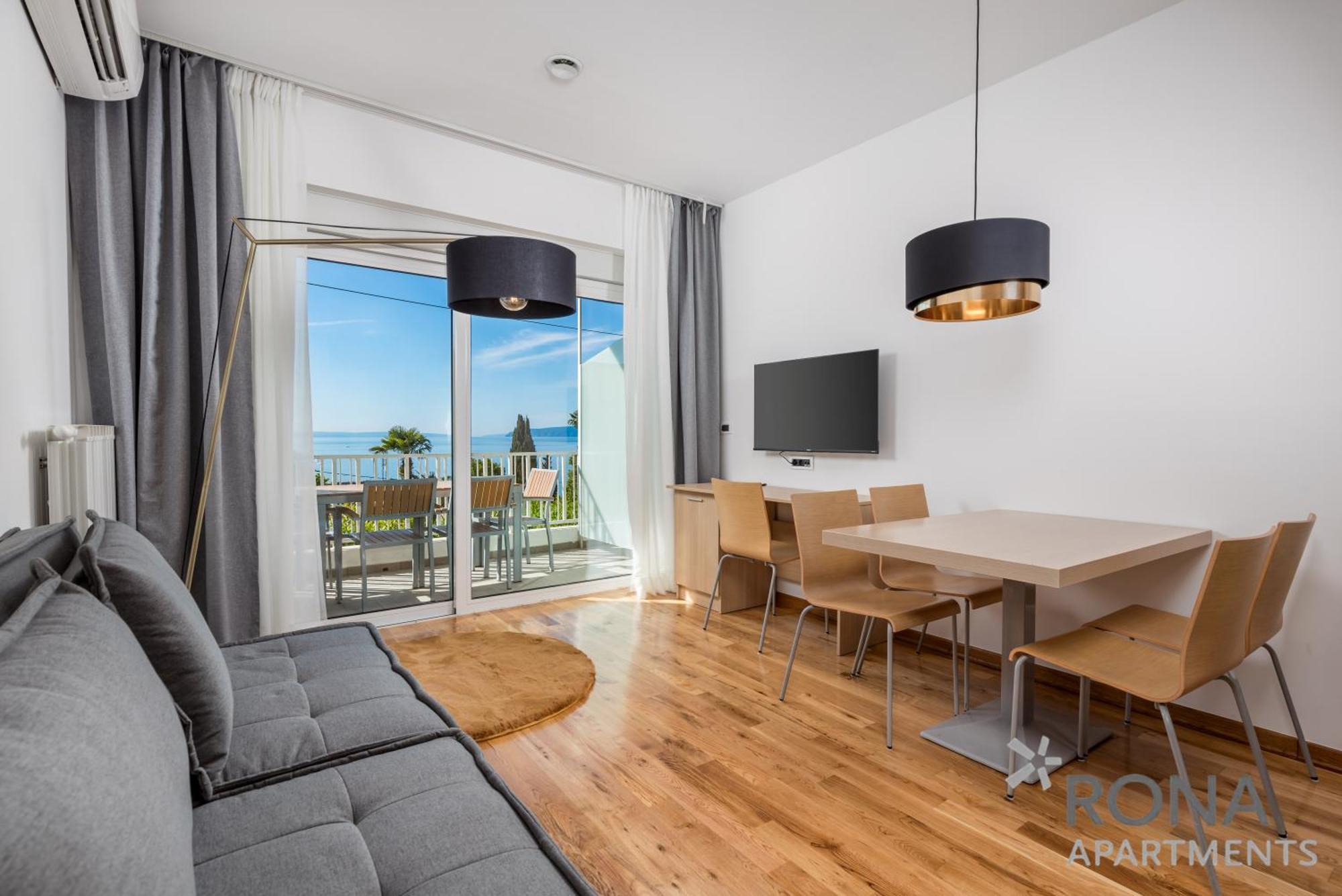 Rona Erea Apartment *