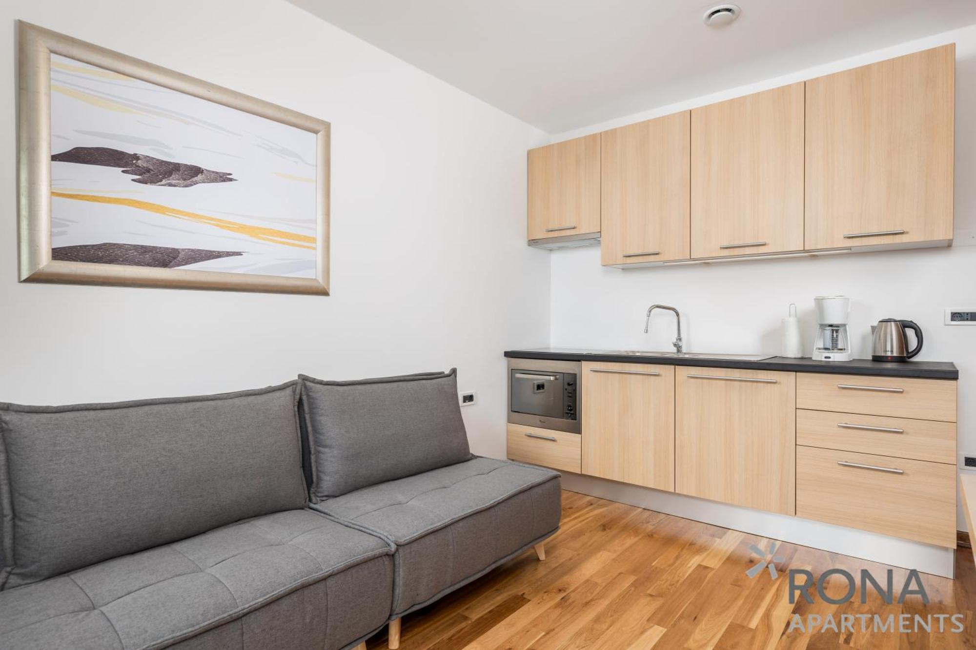 Rona Erea Apartamento